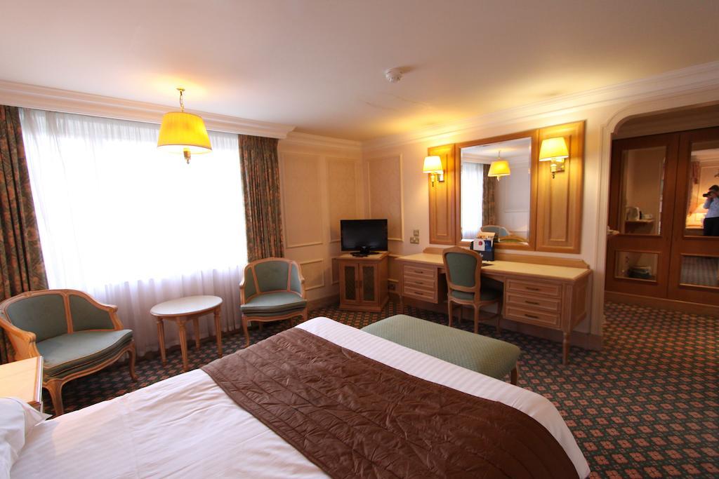 Swallow Churchgate Hotel Harlow Bilik gambar