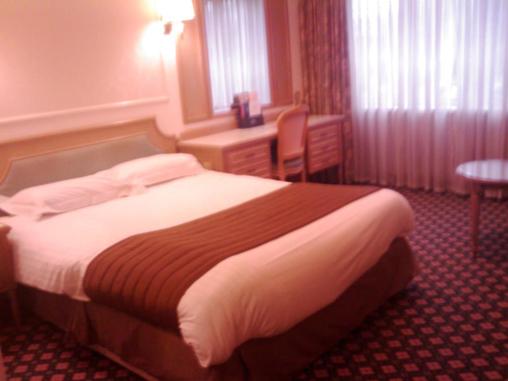 Swallow Churchgate Hotel Harlow Bilik gambar