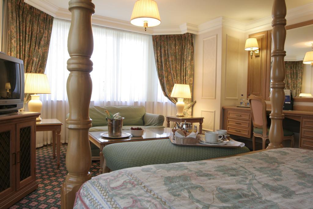 Swallow Churchgate Hotel Harlow Bilik gambar